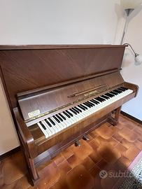 Pianoforte verticale