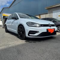 Volkswagen Golf R line 7.5 1.6 TDI DSG