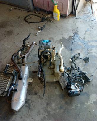 blocco motore Suzuki rmz 250 iniezione 