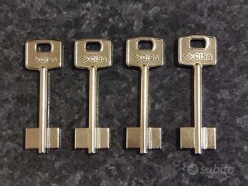 set 4 chiavi serrature Cisa doppia mappa - grezze