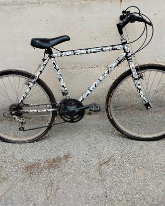 bici MTB ragazzino 24" mimetica