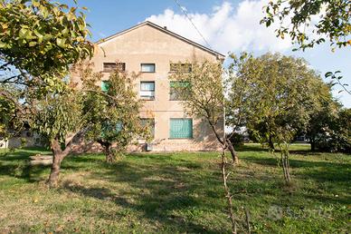 RUSTICO A NOVI DI MODENA