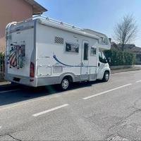 Adria Coral A 640 SK mansardato 3000  160 CV