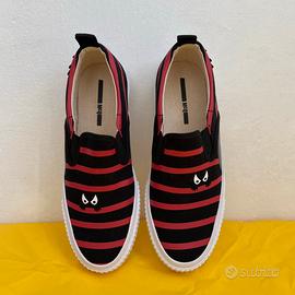 Scarpe slip-on McQ