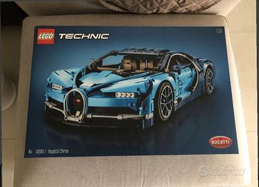 Set LEGO technic bugatti chiron-42083 (SIGILLATO)