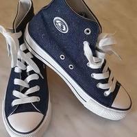 Scarpa altezza caviglia numero 35