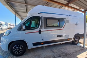 camper Van V65XL Rapido