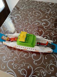 nave "adriatic"piu macchinine hot wheels
