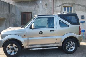 Suzuki jeep
