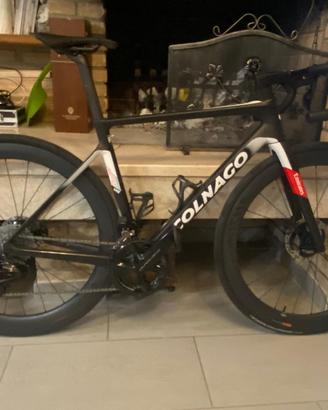 Bicicletta Colnago V4Rs Pogacar