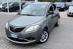 Lancia Ypsilon 1.3 MJT 16V 95 CV 5 porte S&S Silve