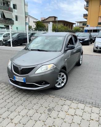 Lancia Ypsilon 1.3 MJT 16V 95 CV 5 porte S&S Silve