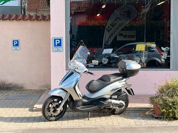 Piaggio Beverly Tourer 400 + Promo