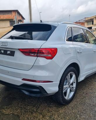 Audi Q3 35 TDI S tronic line edition ITALIANA