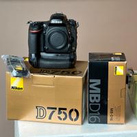 Nikon d750 con battery grip originale