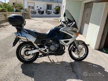 HONDA VARADERO 