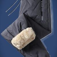 Pantaloni uomo con fodera termica.