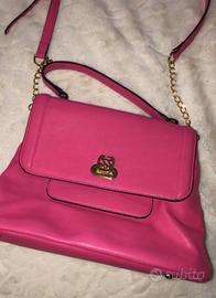 Borsa fucsia con tracolla  NumeroVentiDue