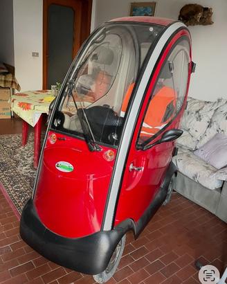 SCOOTER ELETTRICO CABINATO 4 RUOTE PER DISABILI/AN