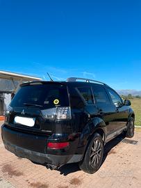 MITSUBISHI OUTLANDER 2.0