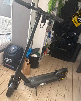 Monopattino Elettrico AOVOPRO ESMAX