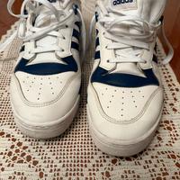 Scarpe adidas