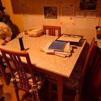 Tavolo da cucina e 4 sedie