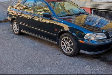 cerchi e gomme Volvo S40 del 1997