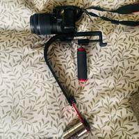 Stabilizzatore manuale per fotocamera