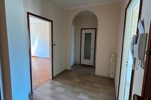 Luminoso trilocale in centro