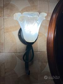 4 lampade, 2 abat jour e 2 applique