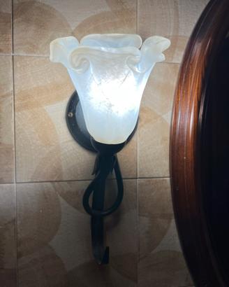 4 lampade, 2 abat jour e 2 applique