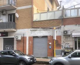 NEGOZIO A ROMA