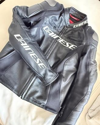 Giacca e pantaloni Dainese  e scarponi moto