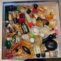 collezione di mini profumi