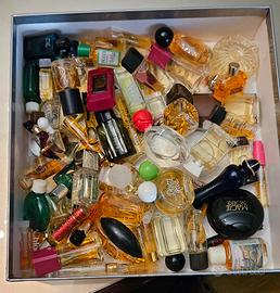 collezione di mini profumi