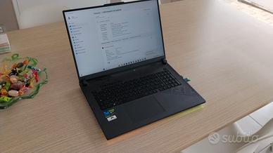 STUPENDO NOTEBOOK ASUS G814J
