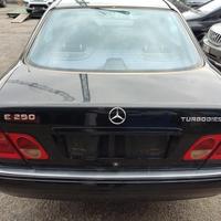 Portellone nudo MERCEDES-BENZ CLASSE E del 1997