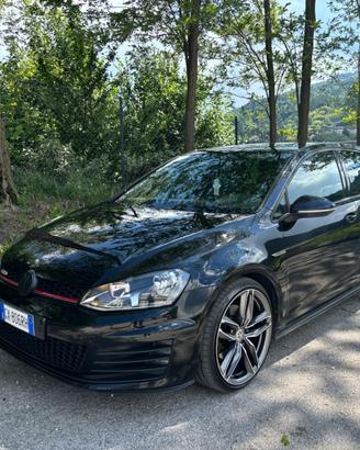 Volkswagen Golf GTD 2.0 TDI 5p. BlueMotion Technol