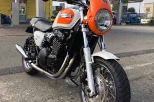Triumph Thunderbird sport