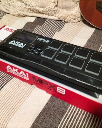 Campionatore Akai MPX-8