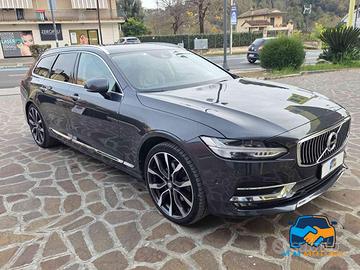 Volvo V90 D4 AWD Geartronic Momentum