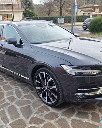 Volvo V90 D4 AWD Geartronic Momentum