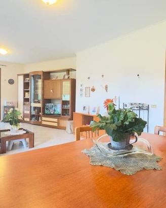 Casa indipendente di 183 m² con più di 5 locali e 