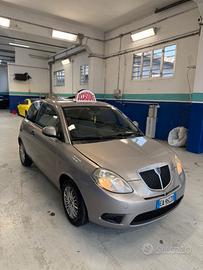 Lancia Ypsilon 1.2 Argento