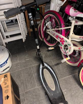 Razor monopattino elettrico per bambini