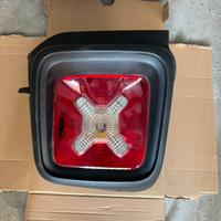 Faro posteriore renegade