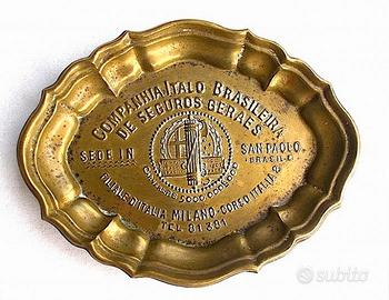 Posacenere Compagnia di Assicurazioni era fascista