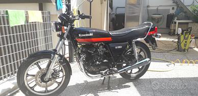 Kawasaki z250