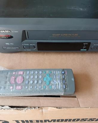 videoregistratore visto con telecomando  shrp